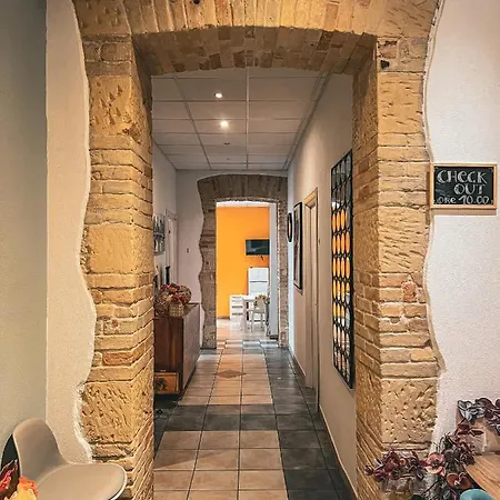 Du Monde 2* Cagliari